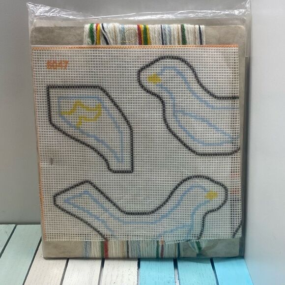 Vintage Sunset Needlepoint Kit Dove Ornament 5047 Barbara Randy Jennings Sealed - Picture 2 of 2